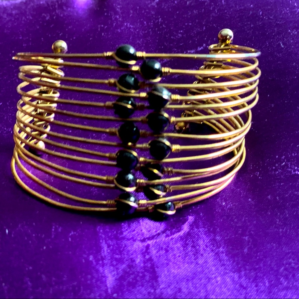 Adjustable gold bracelet